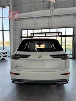 ميتسوبيشي اوتلاندر